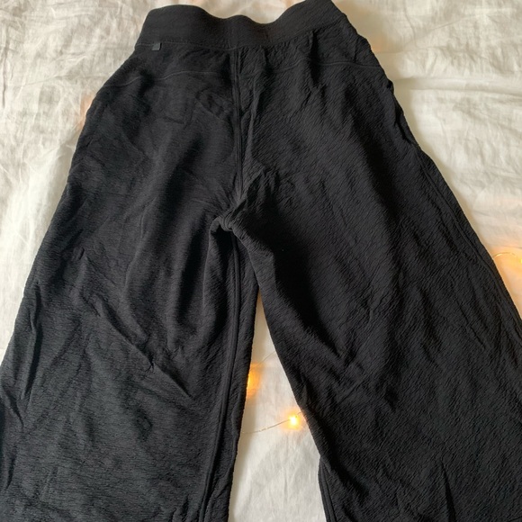 Lululemon Capris Black - Picture 2 of 3